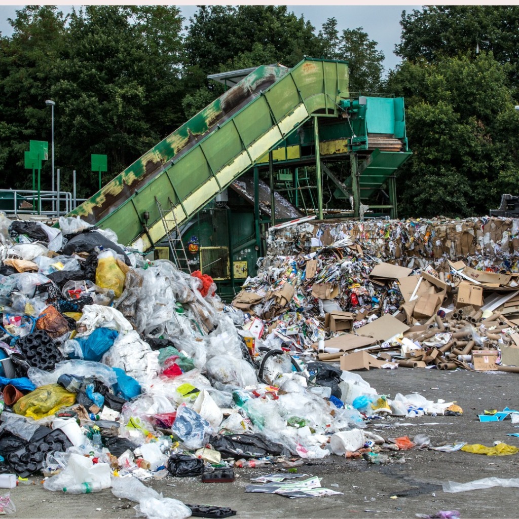 建設業で出た産業廃棄物を処理する産業廃棄物処理者とは？