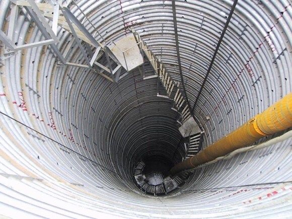 トンネル工事従事で外国人が使用して良い材料とは？